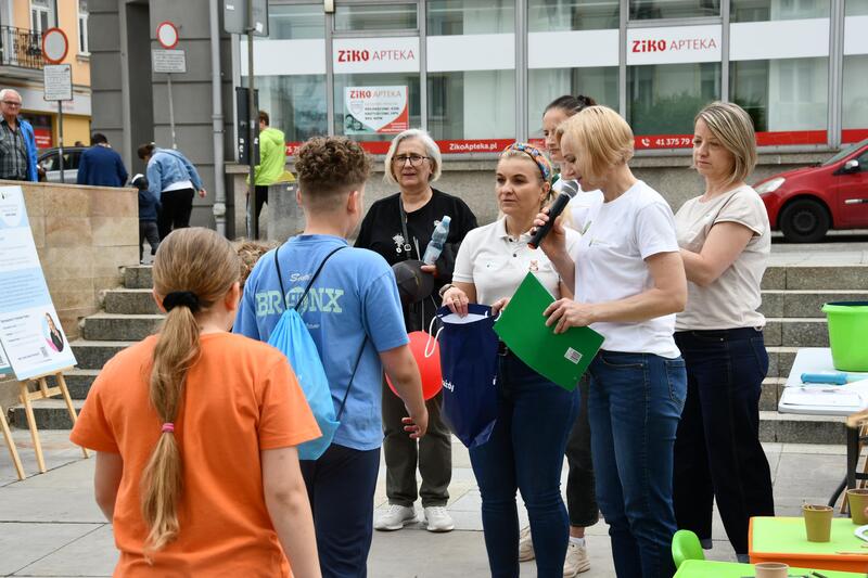 Powiększ obraz: Statystyczne lato 2026